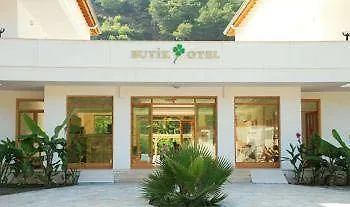 מלון Yonca אדראסן