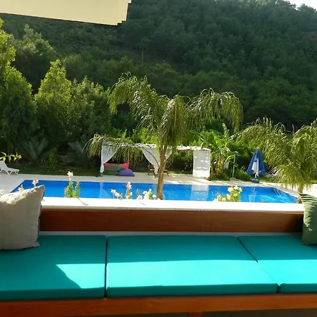 Yonca מלון אדראסן