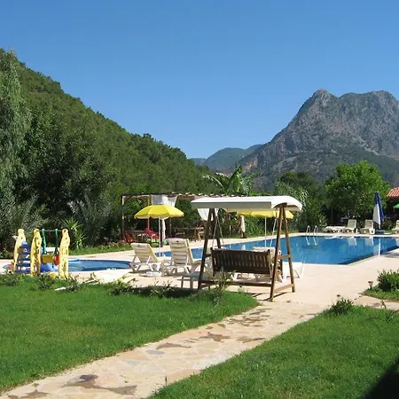 Hotel Yonca 3*